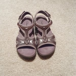 Clarks taupe sandals